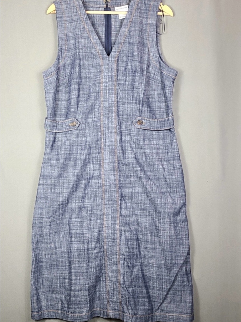 Liz Claiborne Blue Chambray V‑Neck Midi Dress